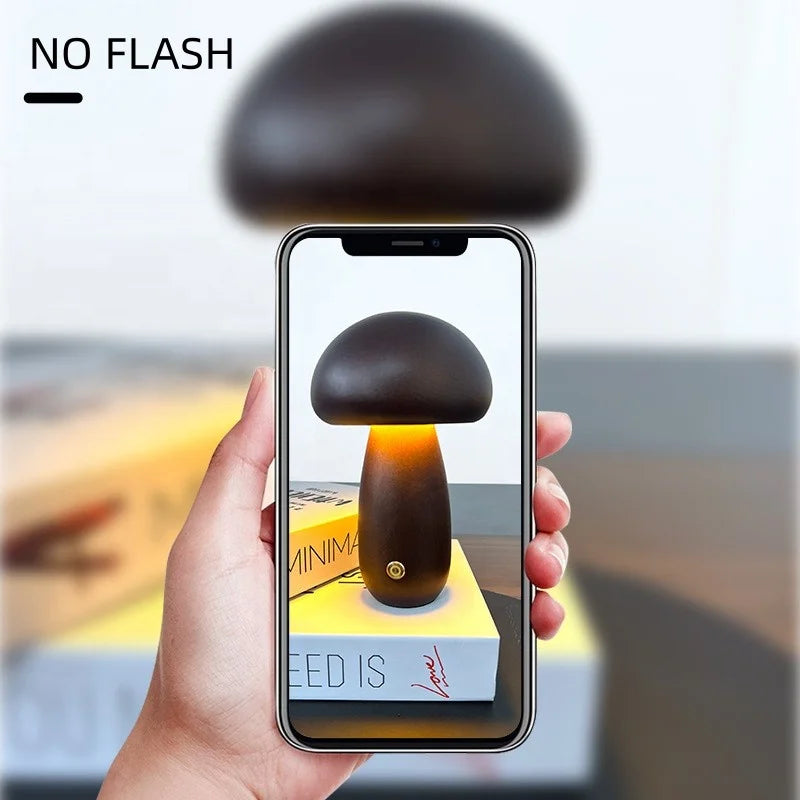 Doğal Ahşap Mantar Gece Lambası – Minimal & Sıcak Atmosfer Işığı